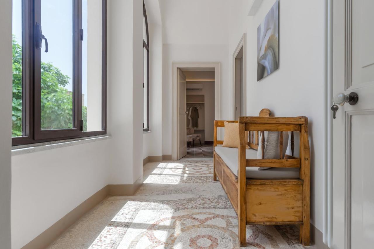 Palazzo Frangipane Bed & Breakfast Salve Exterior foto
